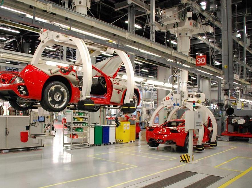 La Ferrari premia i dipendenti: 5mila euro 