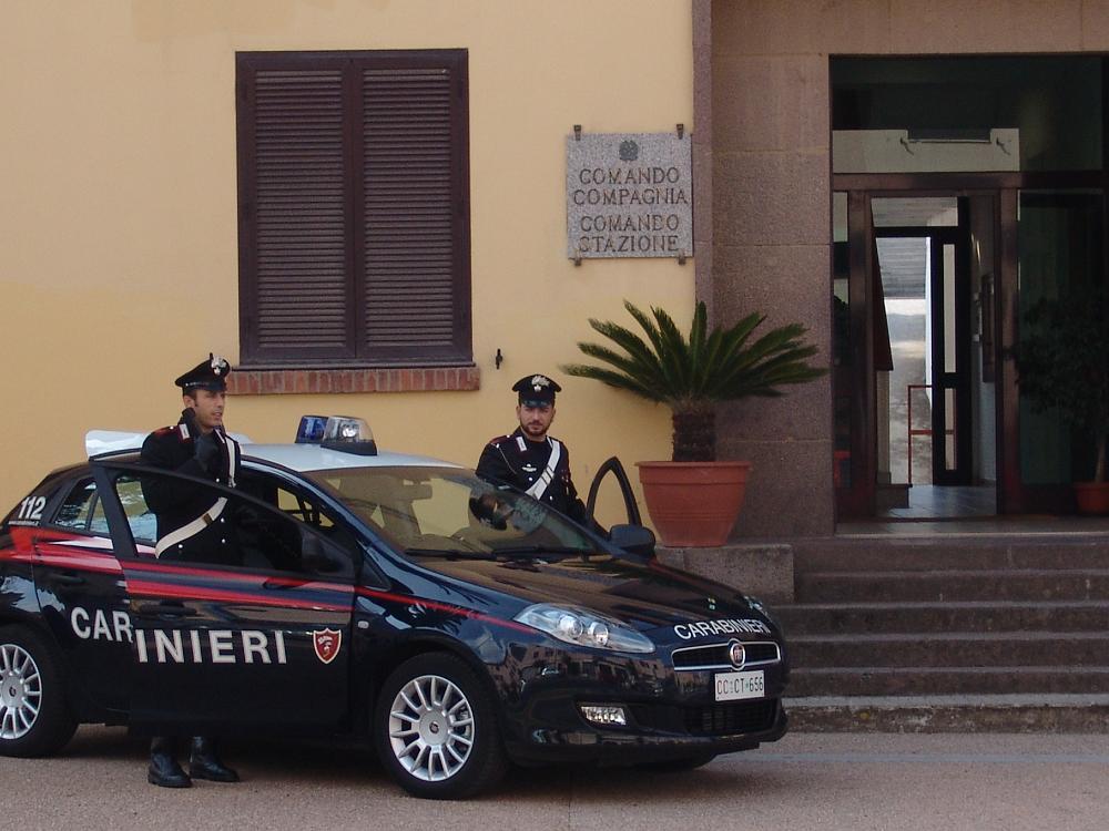 Una pattuglia dei carabinieri di Iglesias
