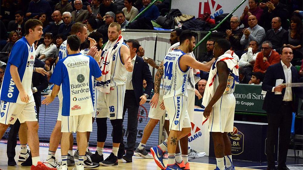 Riscatto Dinamo, Torino travolta: 96-64