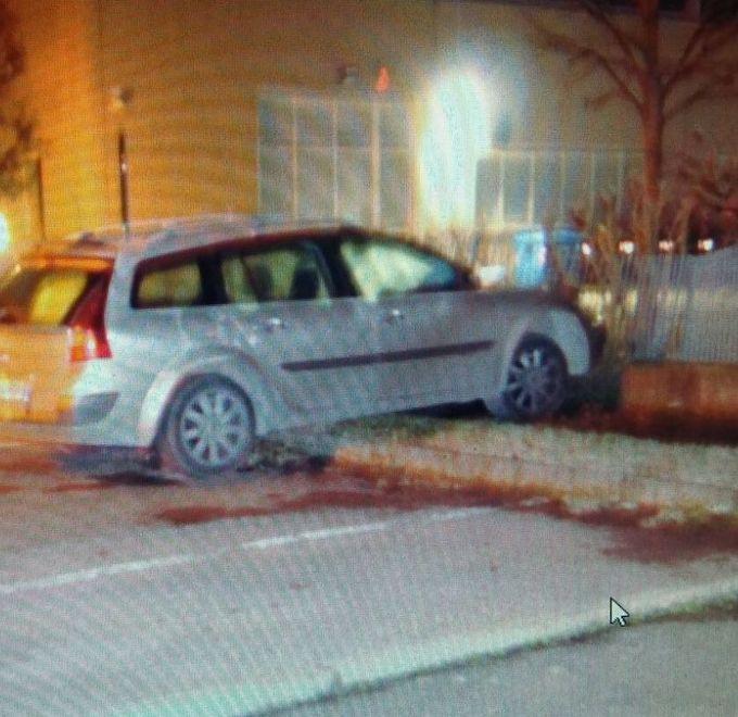 Scontri nella Bassa: auto contro il muro ferito un bambino
