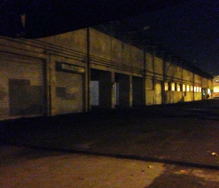 Novi Sad e stadio al buio C’è chi chiude per paura 
