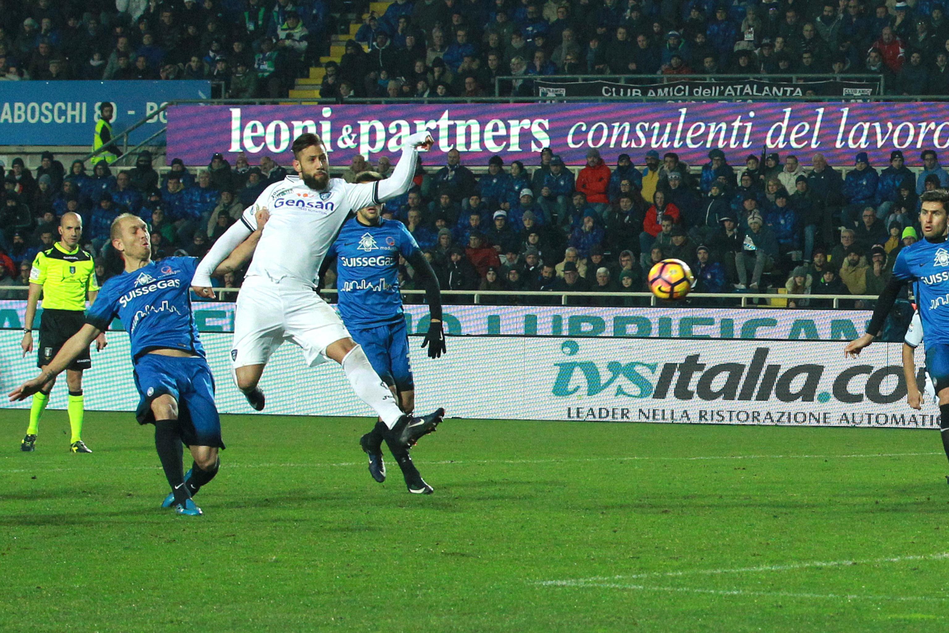 Il gol di Mchedlidze nella sfida in casa dell'Atalanta