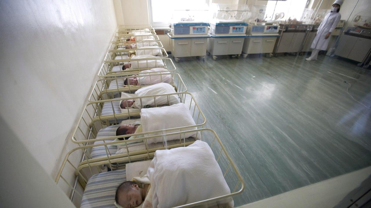 Uta, il padre è in carcere e i gemelli neonati non vengono riconosciuti