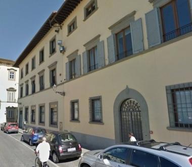 Uffici pubblici dentro le mura per rivitalizzare le ore morte