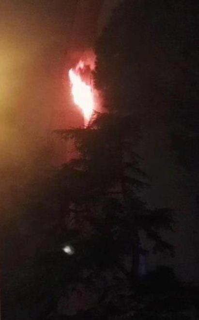 Brucia appartamento, evacuato il palazzo 