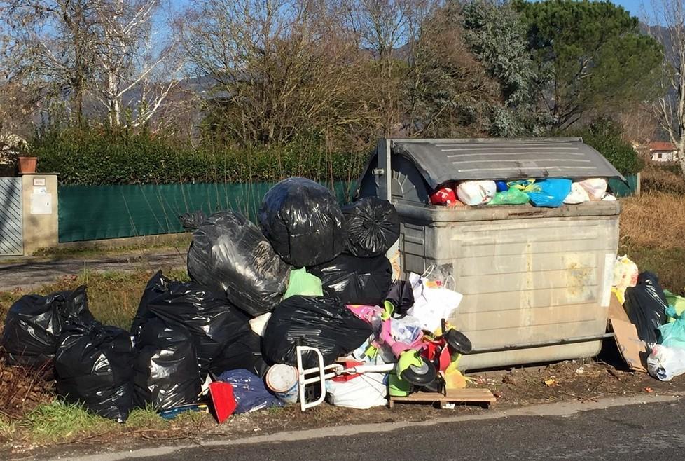 Municipale al collasso: «Basta pensare ai passi»