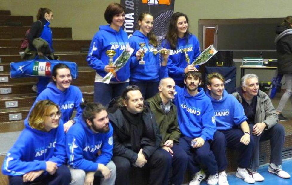 La scherma cresce e vola a Pesaro 