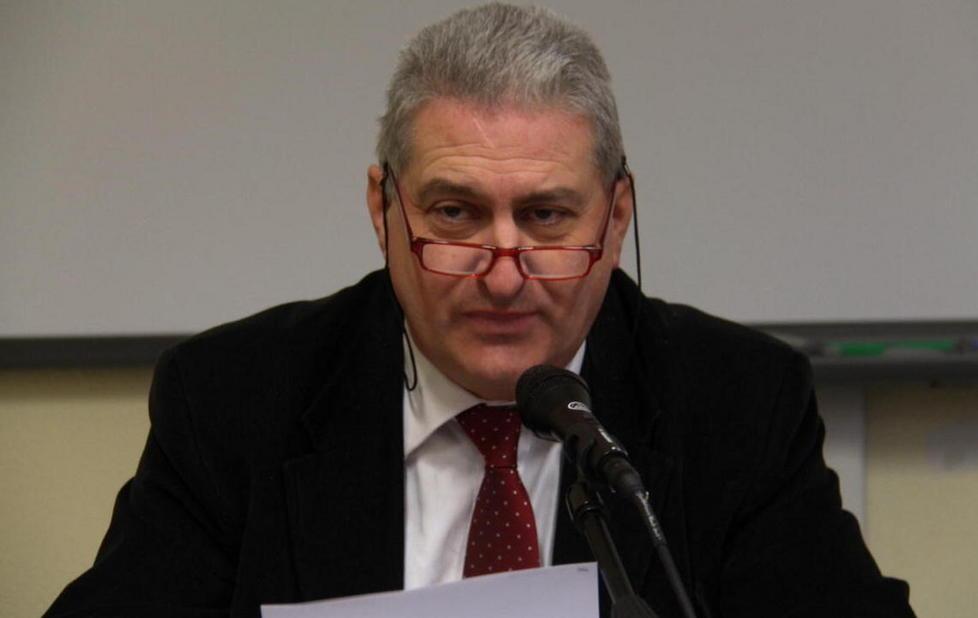 Misericordia, la Curia esce dalla gestione 