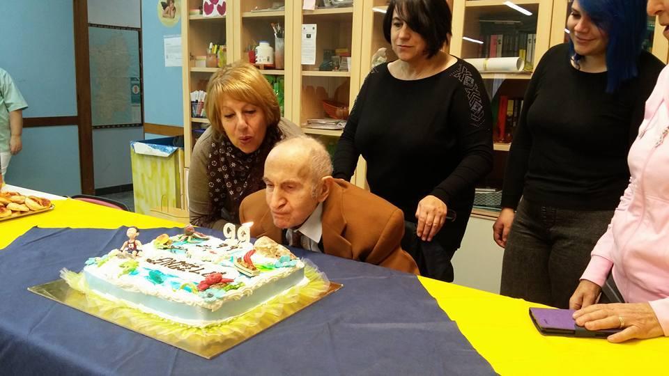 Alghero, “Sagarineta” spegne novantanove candeline