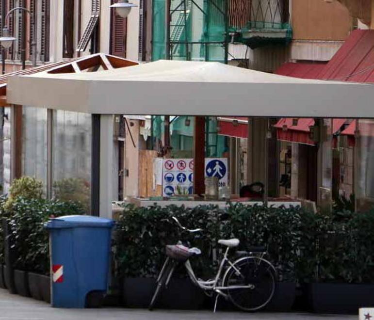 Centri storici, sì ai gazebo ma serve il bando di gara 