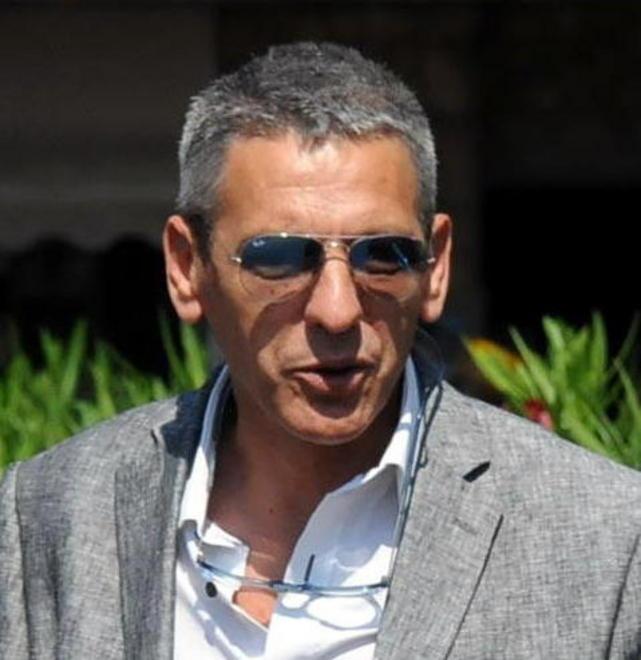 Il presidente scivola sulla reclame alle slot machine