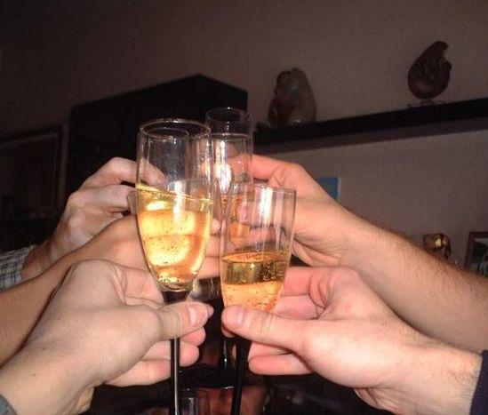 Tutto pronto nei locali per il brindisi di fine anno