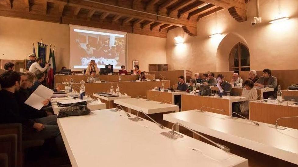 Comune a caccia dei 100mila euro di crediti