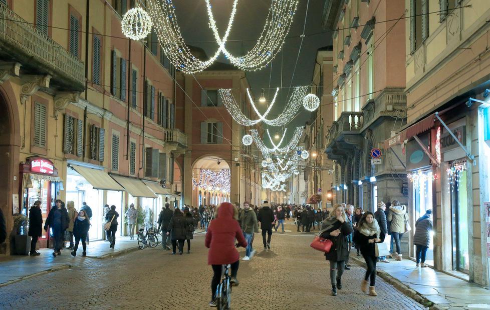 Regali di Natale, in calo giochi e gioielli 