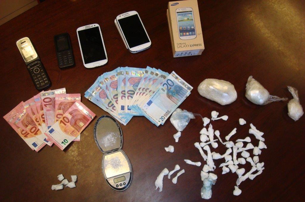 Operazione antidroga a Collesalvetti: tre in manette