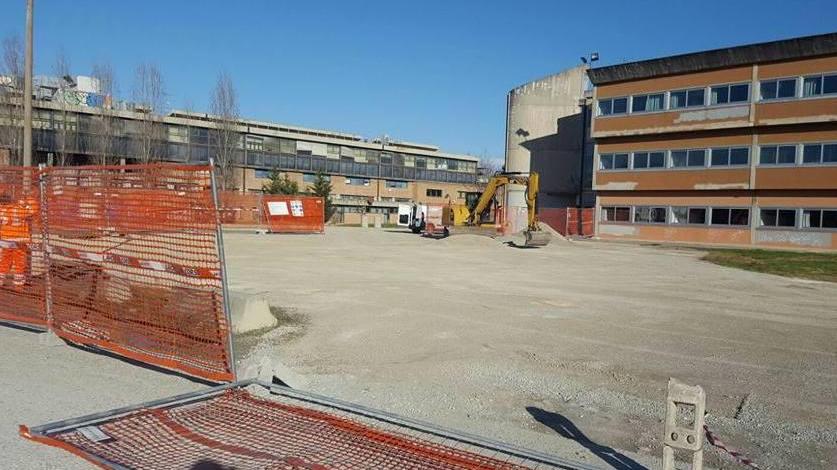 Nuovo parcheggio nel polo scolastico