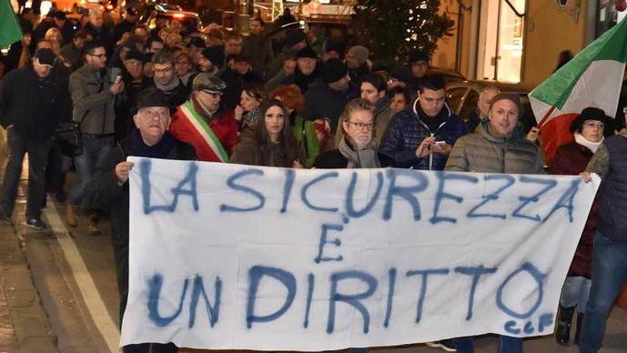 «Liberateci dai criminali»