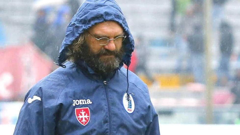Calcio, la Lega Pro oggi in campo turno difficile per le due pisane