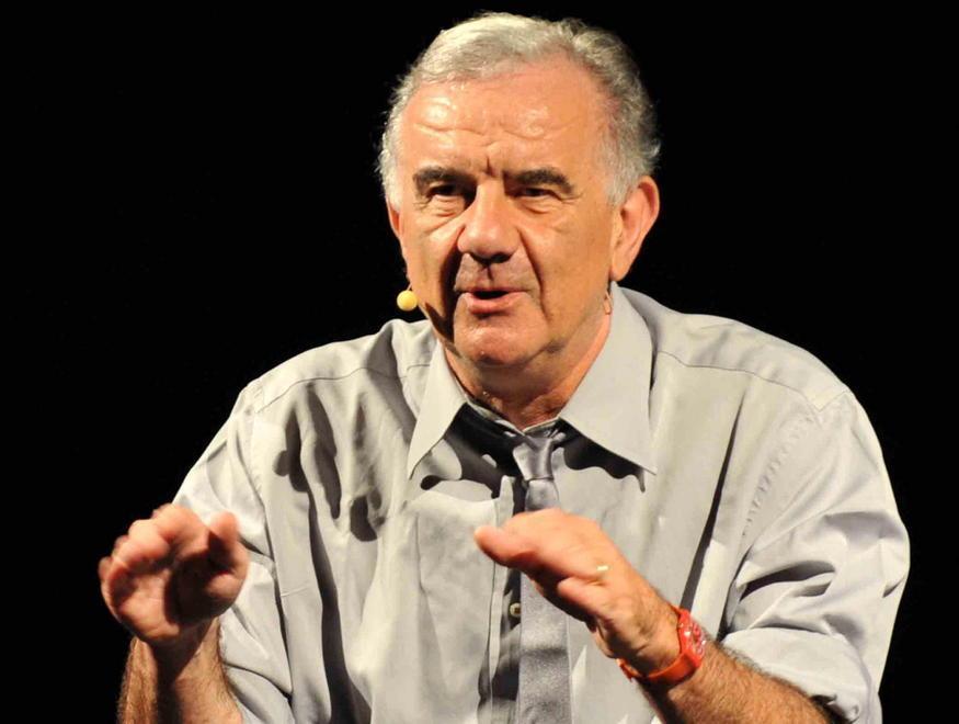 Pupazzi, band itinerante e risate con Gene Gnocchi