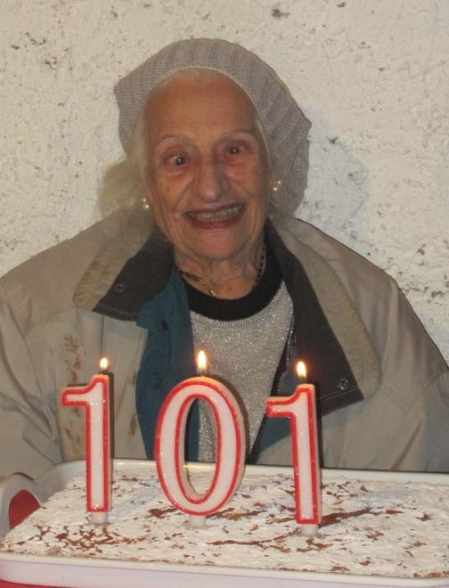 Verni in festa per la sua “nonna” 