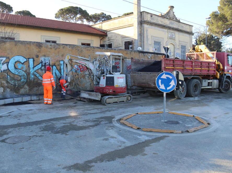 «Lavori finiti entro il 5 gennaio» L’assessore scandisce i tempi