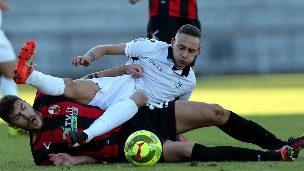 Kouko illude l’Olbia, Dermaku la gela