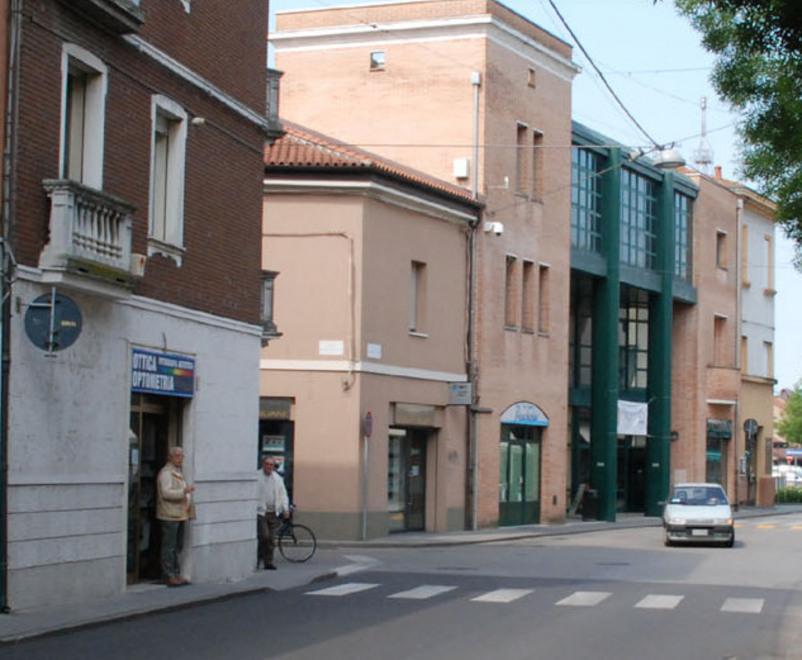 Derubata da una falsa bancaria 