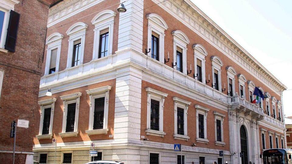 Esuberi Carife, ‘maratona’ nella notte. Trattativa in dirittura d'arrivo