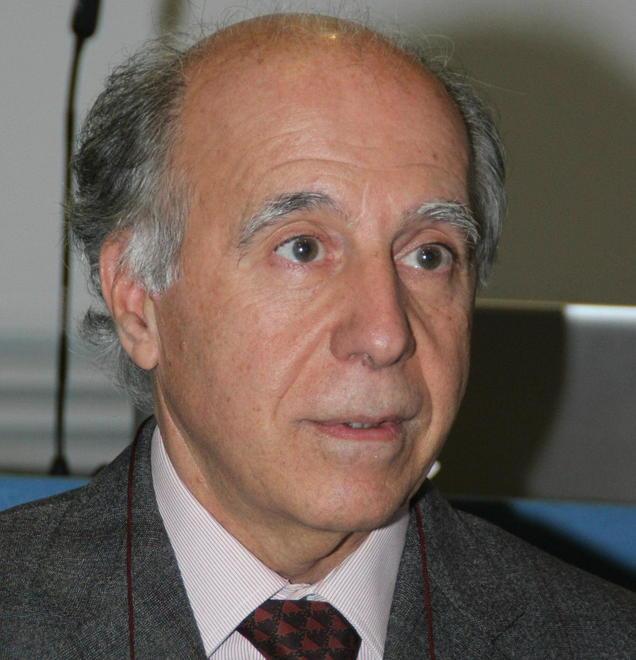 SCIENZIATO A CACCIA DELLE ONDE GRAVITAZIONALI