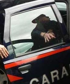 ARRESTATO dai carabinieri