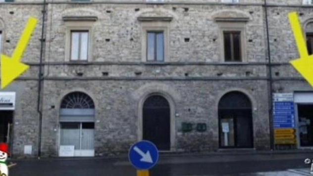 Un palazzo, due imprese funebri