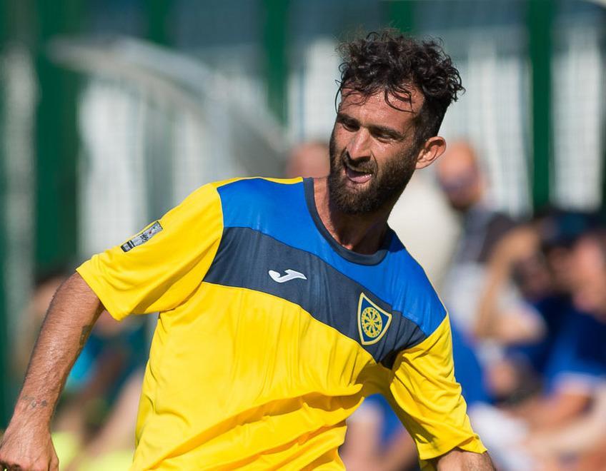La Carrarese si illude ma in 5 minuti il “barba” ribalta tutto 