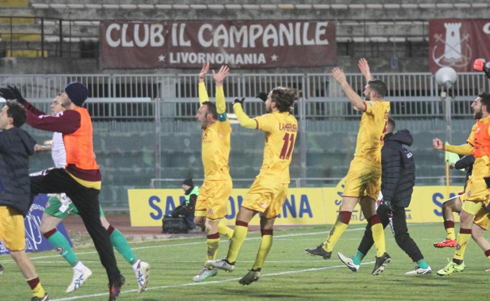 Sboccia di nuovo l’amore tifosi-squadra 
