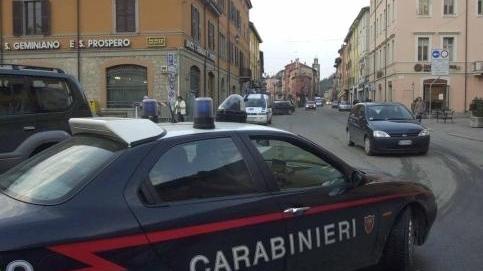 Sorpresi con la droga in auto, denunciati