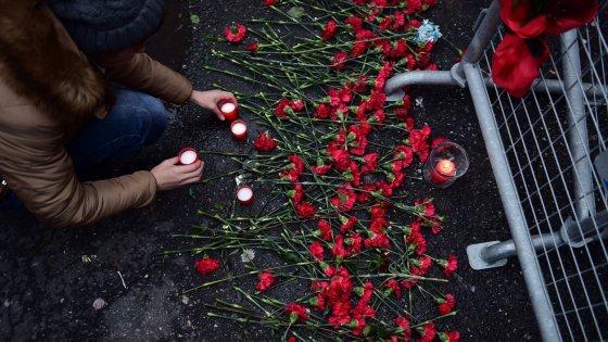 Tre modenesi scampano per caso alla strage del Reina a Istanbul