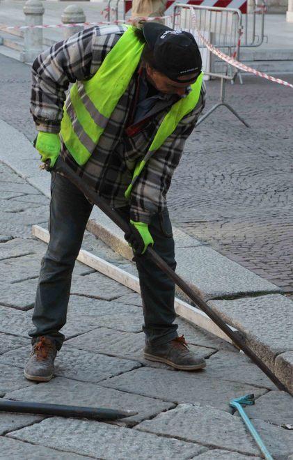 Piazza Prampolini si rifà il look 
