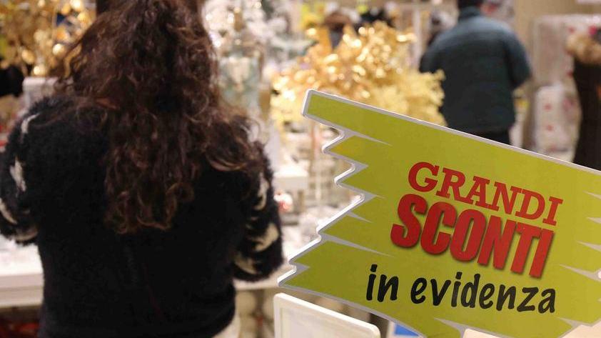 Giovedì iniziano i saldi: «Le vendite di Natale sono andate bene»