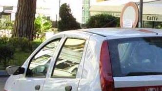 Auto abbandonate, maxi multe dei vigili