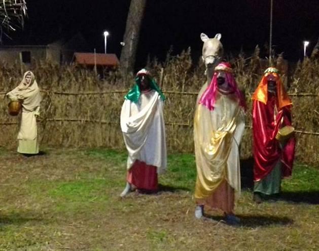 Caprile, presepe con maxi statue