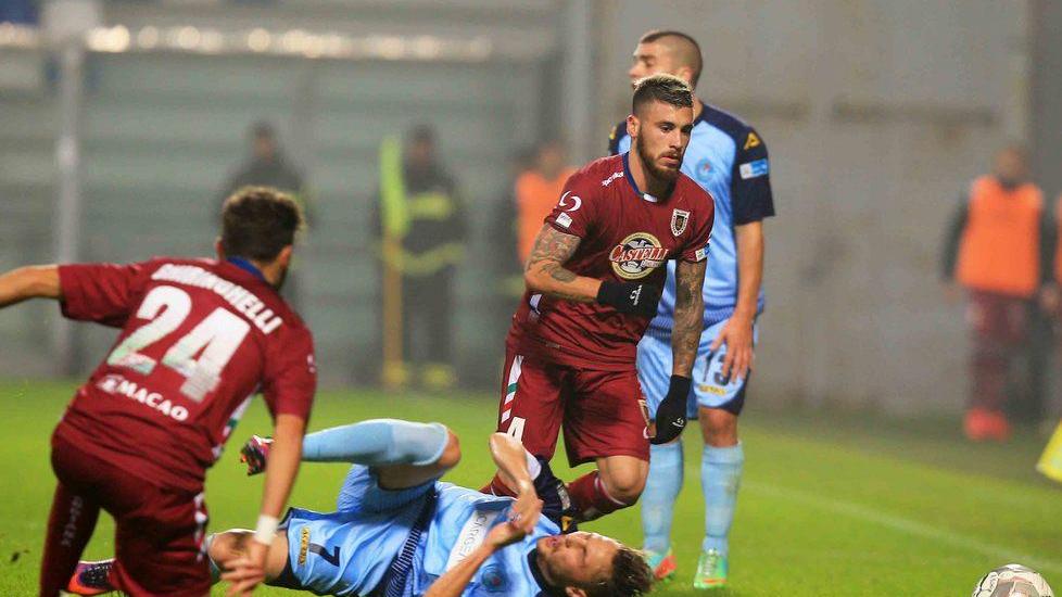 Alla Reggiana un mese di porte girevoli