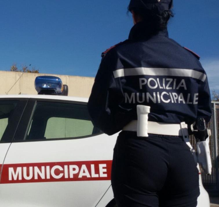 Polizia municipale al lavoro