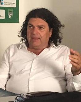 Le maglie di tre neroverdi per l’iniziativa di solidarietà