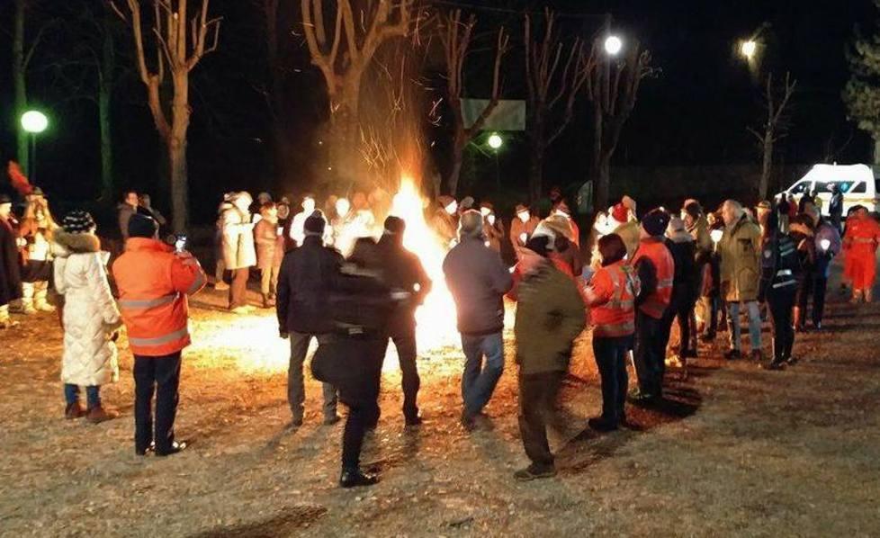 Zocca. Fiaccolata della Pace a Verucchia 