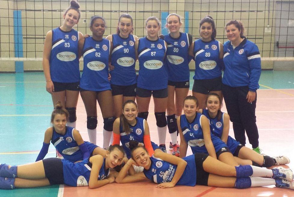 Bene la Pallavolo Monsummano a Modena 