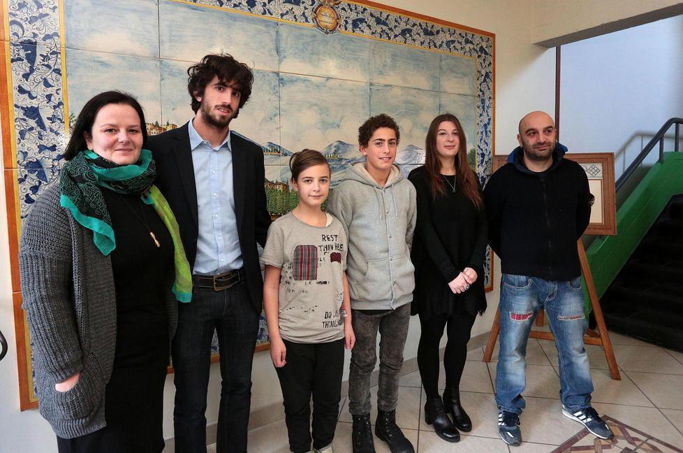Riparte il centro giovani: stesso luogo, basi diverse 