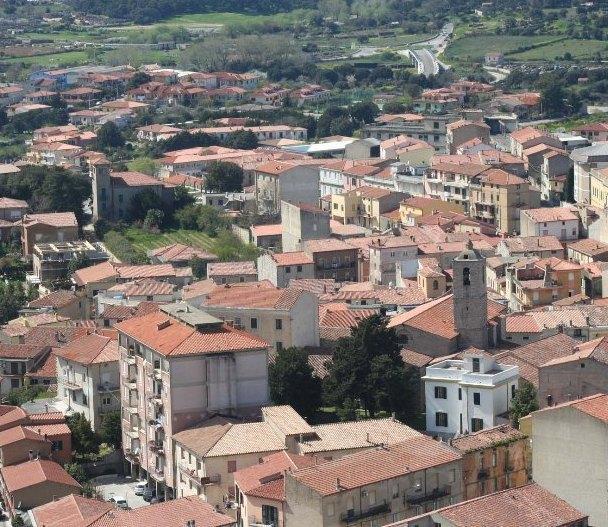 Il paese si svuota calano gli abitanti