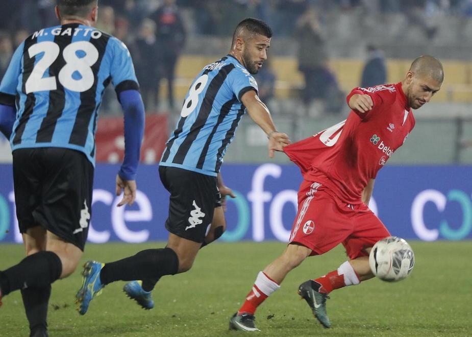 De Luca con la maglia del Bari