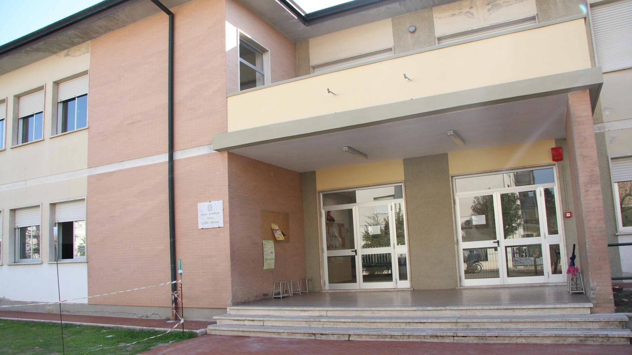 Le scuole elementari Leone Sbrana all'ex campo di aviazione