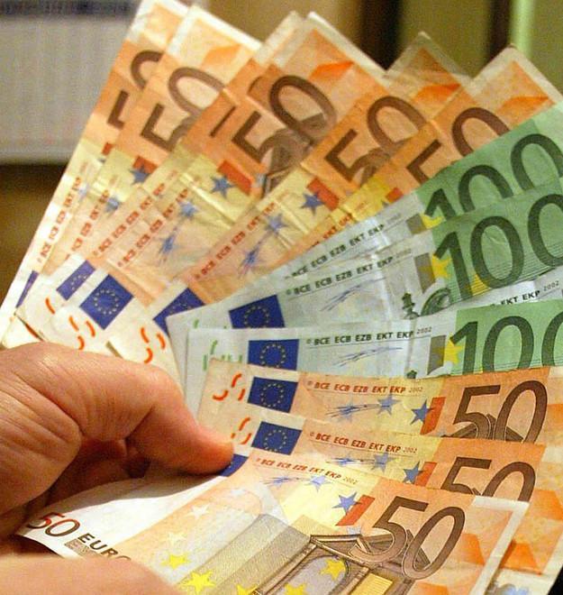«Non fidatevi degli sconosciuti chiamate sempre le forze di polizia»