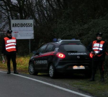 Il pranzo non gli piace, rompe le costole alla madre 